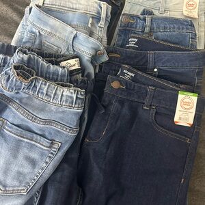 Girls 14/16 jeans! Mostly stretchy jeans. All brand new some have tags some dont